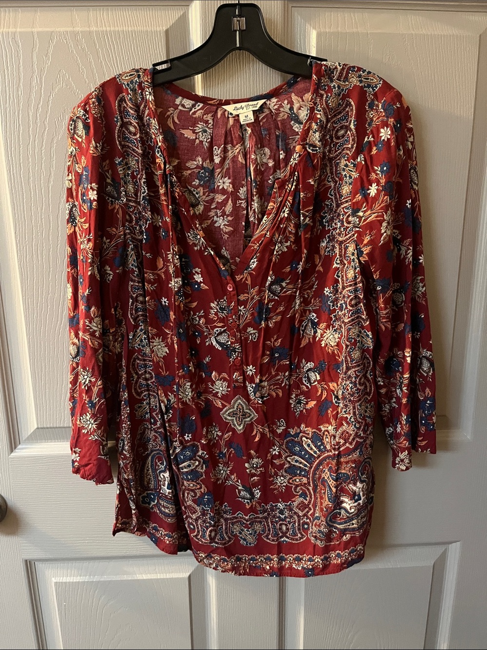 7/$20 Lucky Brand Burgundy Floral Paisley V-Neck Tunic